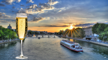 Aperitif Happy Hour cruise on the Seine
